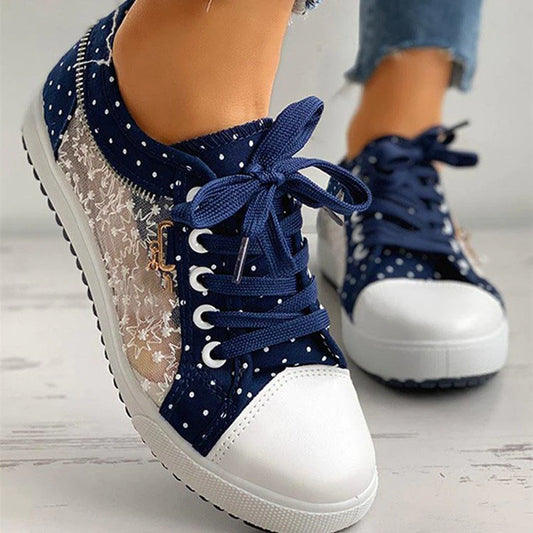 Nuevos zapatos de malla para mujeres zapatos de mesa de alumno de verano zapatos de lienzo hueco de lienzo