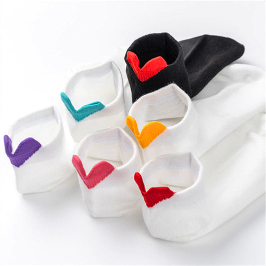 6 Paare Frauen Socken Harajuku weibliche Baumwoll -Knöchel -Socken weiße Herz Socken süße Mädchen Studenten bequem lässige Kurzsocken