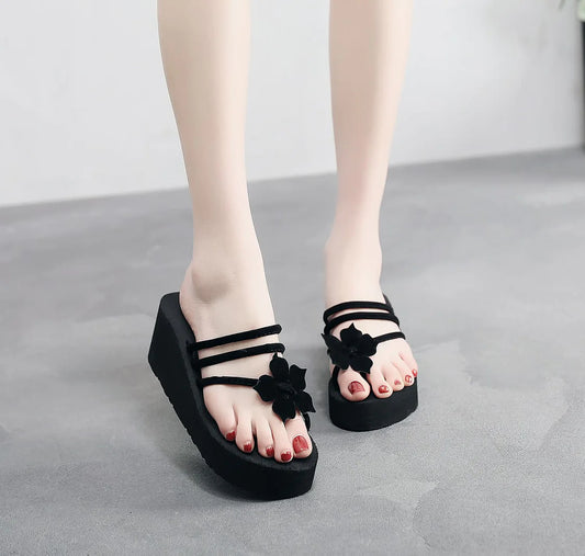 Flip Flops Damenschuhe Pantoffeln Sandalen Sommerstrand für junge Menschen externe Kleidung High Heels Plattform