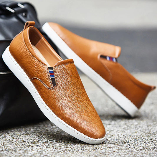 Los zapatos de cuero genuino de cuero para hombres se deslizan en zapatos de conducción suave para caminar